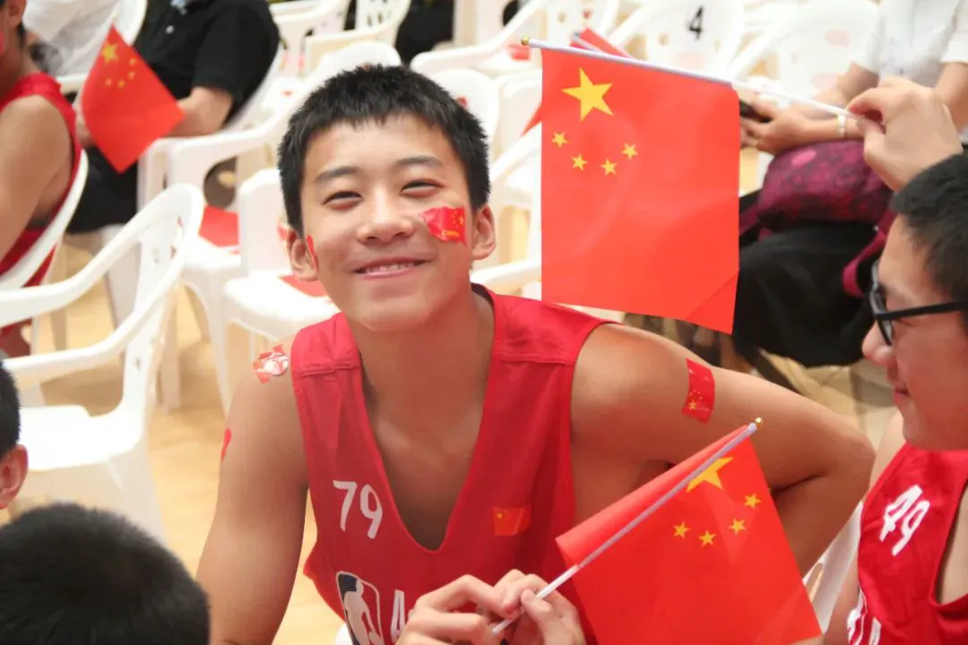 篮球艰苦训练的句子简短英语_1